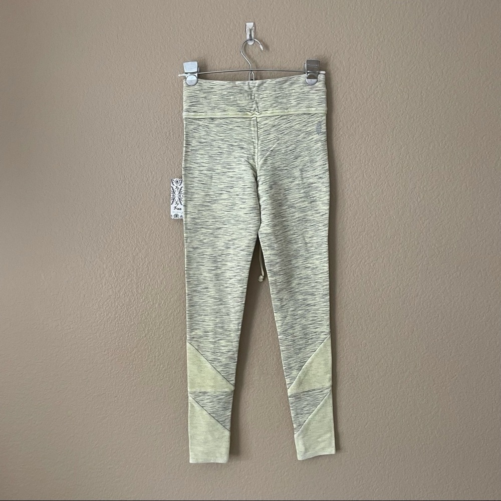 Free People movement Kyoto High-Rise Ankle Leggings NWT - Picture 3 of 7